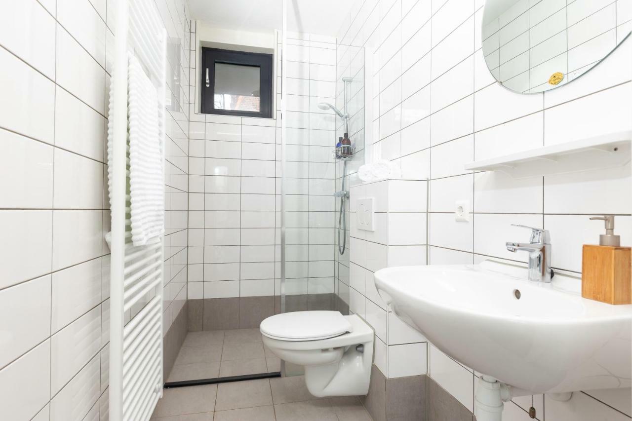 Retreat To Quite Newly Build Centre Family 20a Apartment